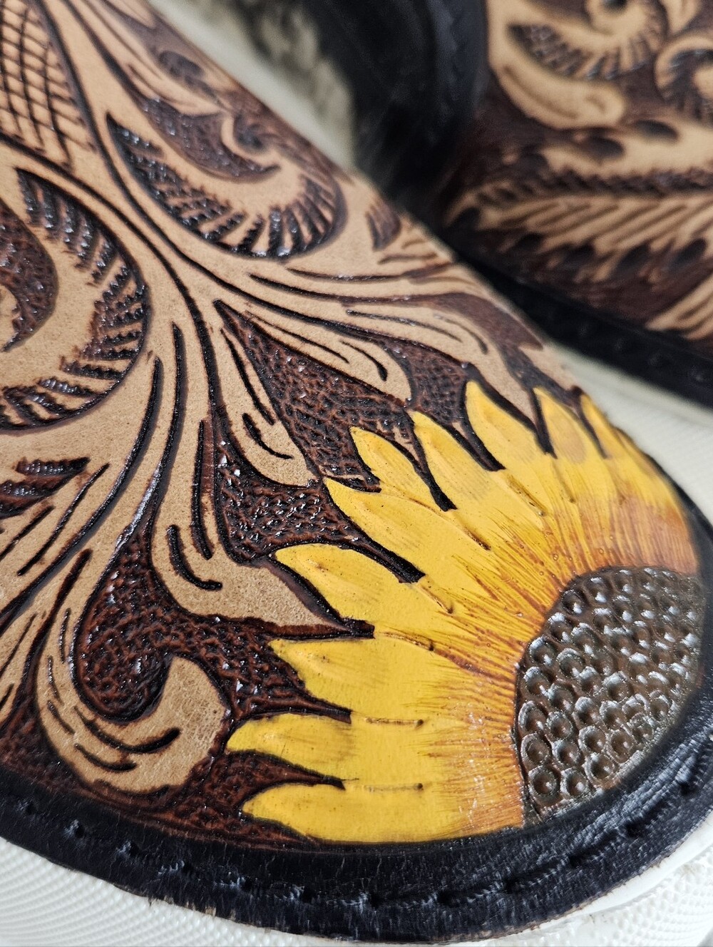 Myra Nehard Sneakers 8 Hand Tooled Leather Cowhide Sunflower Western Brown Black - Picture 3 of 16